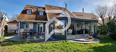 Maison Marolles en Brie 8 pièce(s) 210 m2