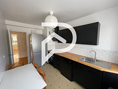 Appartement La Varenne Saint Hilaire 4/5 pièce(s) 103 m2