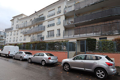Appartement Sevran 1 pièce(s) 35.70 m2 SEVRAN photo 6