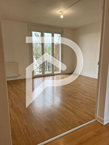 Appartement Villeneuve Saint Germain 4 pièce(s) 77.6 m2