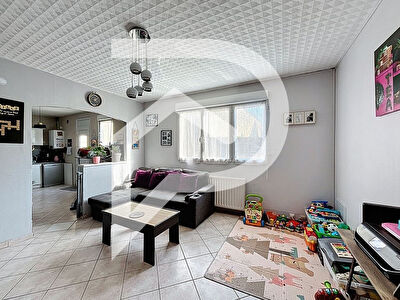 Maison  3 pièce(s) 70 m2