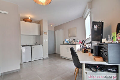 Studio Lumineux 32m2 de 2018 -  Sans Vis à vis - Proche Gare Châteaucreux