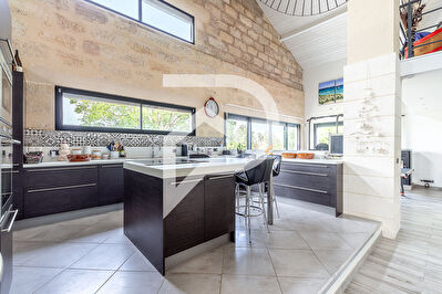 Maison en Pierre esprit loft à 5 minutes de Libourne
