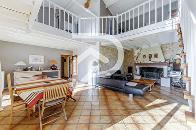 Maison 4 chambres avec grand jardin et piscine à Baron