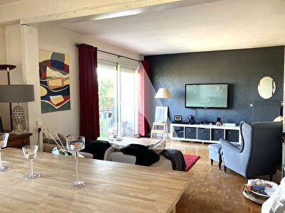 Appartement spacieux et ensoleillé 3 chambres avec garage LIBOURNE