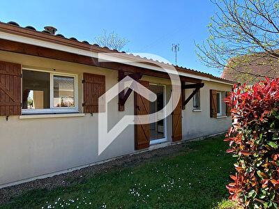 2 maisons Saint Seurin Sur L Isle 5 pièces 118.2 m2