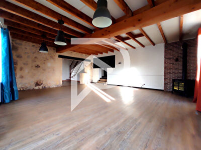 Maison en pierre à St Martin du Bois