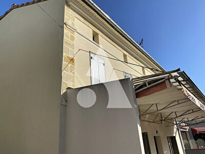 Immeuble St Seurin Sur L Isle 6 pièces 159 m2