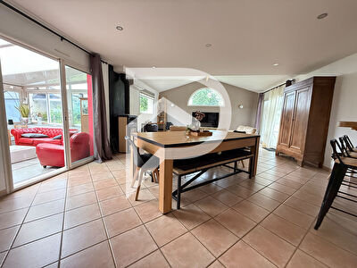 Maison Lugaignac 7 pièce(s) 200 m2
