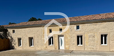 Maison en pierre rénovée 4 chambres