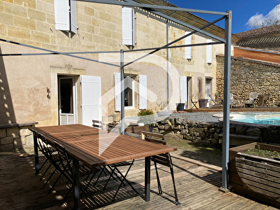 Belle Maison en pierre 5 chambres, jardin et piscine
