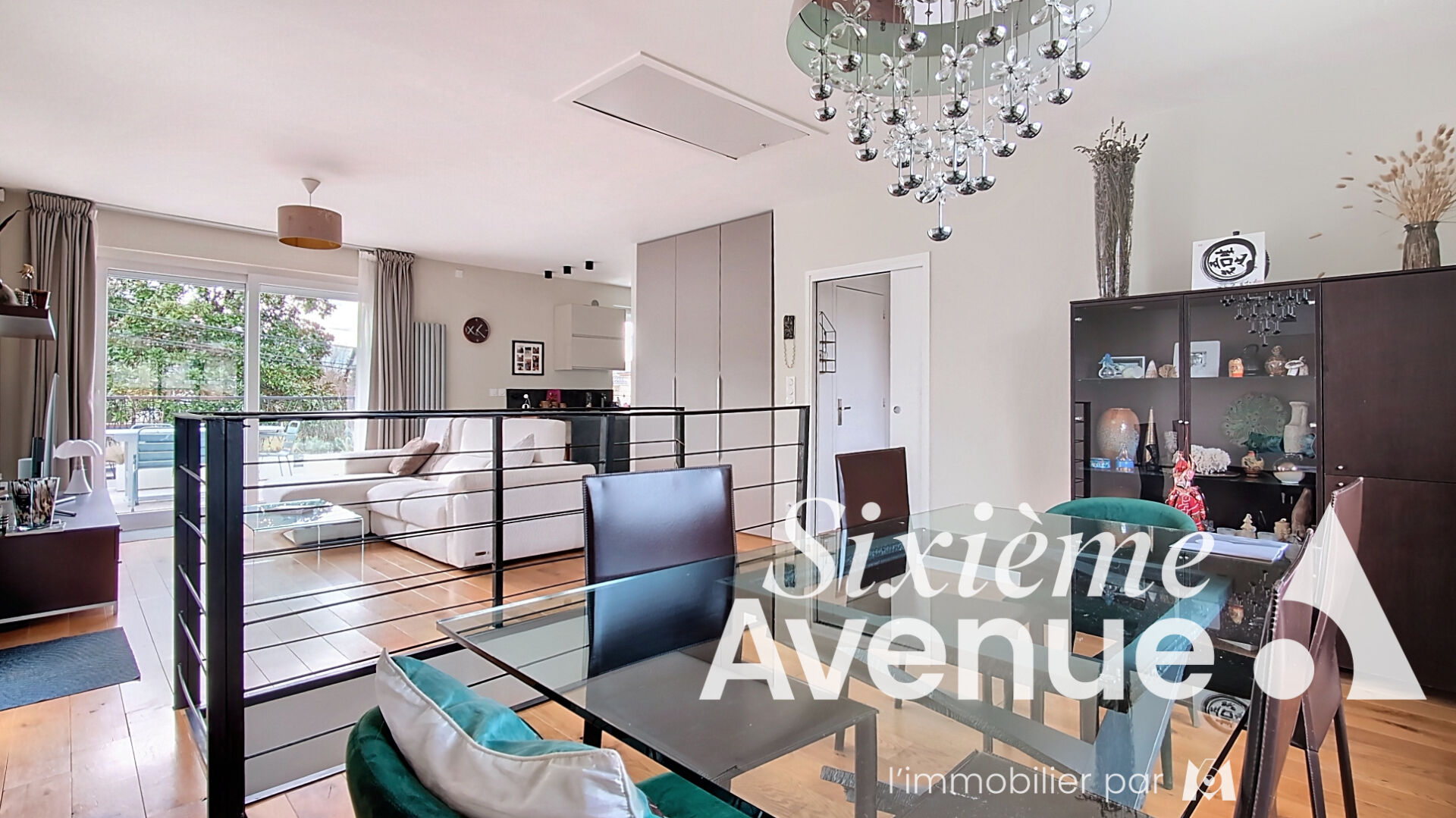 Maison totalement rénovée avec goût + terrain plat de 586 m²