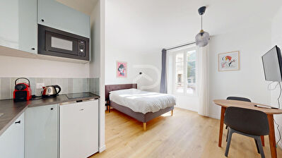 Maison divisée en 4 studios - forte rentabilité