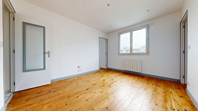 ** Appartement MALAKOFF  - refait à neuf  - proche transports **