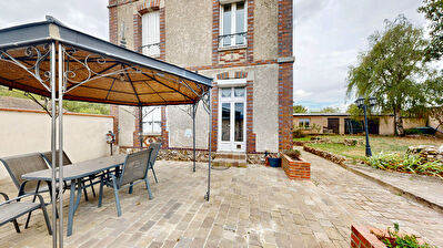 Maison bourgeoise début XXe siècle ? 6 chambres ? Terrain 586 m²