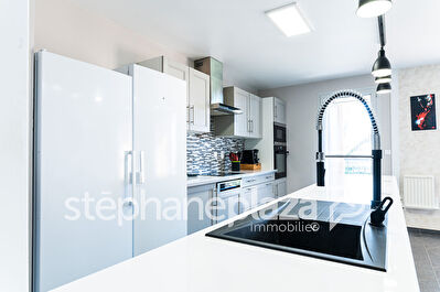 Appartement T4 de 94 m² - Ambérieux en Dombes - avec balcons et double garage