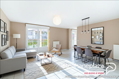 Appartement T2 de 56.39m² avec stationnement privatif au centre de Villars-les-Dombes