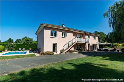 Maison d'exception de 253 m² habitables sur 3298 m² de terrain