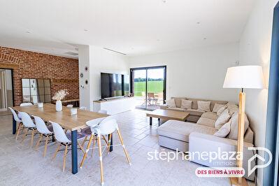 Maison plain pied à Curtafond 7 pièces 214 m² - vue dégagée