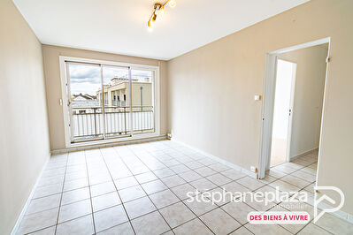 Appartement Bourg En Bresse 3 pièce(s)