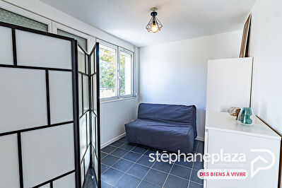 Appartement  Meublé - Saint Denis Les Bourg 1 pièce(s) 23.26 m2 - 