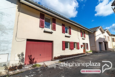 Maison Pont De Veyle 6 pièce(s) 102 m2 + garage fermé