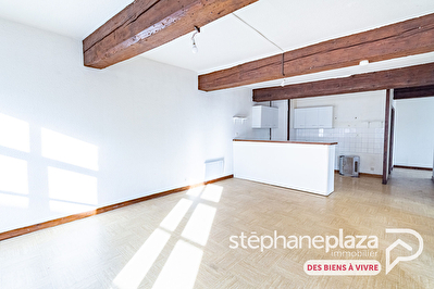 Appartement T4 - 87.28m² - VILLARS-LES-DOMBES CENTRE