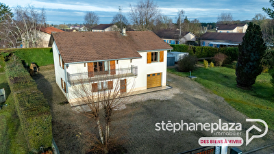 Maison de 106m², 3 chambres sur sous-sol complet + 106m² de dépendances sur 2000m² de terrain - Saint-Nizier-le-Désert