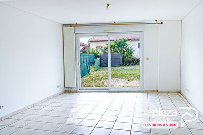 Maison Ceyzeriat 4 pièce(s) 100 m2 avec cour et jardin