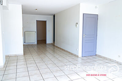 Maison Ceyzeriat 4 pièce(s) 100 m2 avec cour et jardin