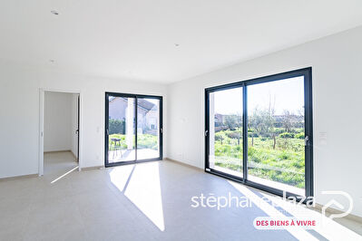 Maison sous garantie décennale, 3 chb jardin proche centre Attignat