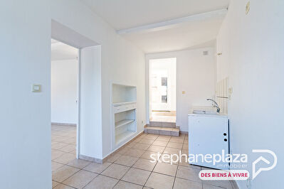 Maison de village avec 220 m² de dépendances | Fort potentiel
