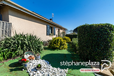 Maison plain pied Chaneins de 94 m²  sur 1985 m² de terrain
