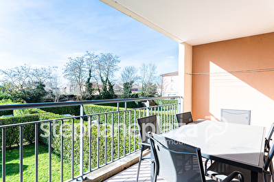 Appartement T4 de 94 m² - Ambérieux en Dombes - avec balcons et double garage