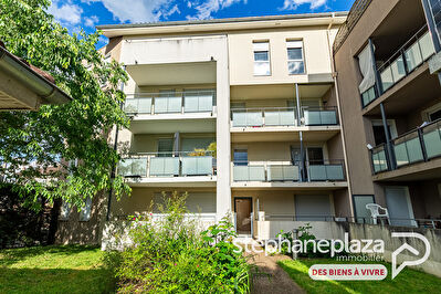 Appartement 2 pièces 41.26 m2 loué jusqu'en juin 2027