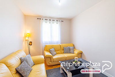 Maison de 93.45m² habitables, 4 chambres, sur sous-sol complet au centre de St André de Corcy - belles possibilités d'évolution !