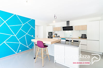 Maison de village 139m² - 2 chambres + cave à St Trivier-sur-Moignans