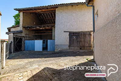 Maison de village avec 220 m² de dépendances | Fort potentiel