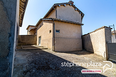 Maison de village avec 220 m² de dépendances | Fort potentiel