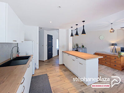 Maison Saint Etienne du Bois 4 pièces 102 m²