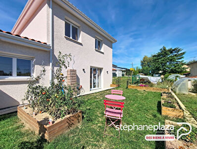 Maison de 2023 ; 124m² avec 3 chambres + suite parentale, buanderie, garage - Terrain 500m²