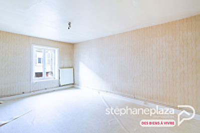 Appartement à rénover ou à diviser de 159m² de surface utile à VILLARS-LES-DOMBES - Possibilité de créer deux T3 de 77m² !