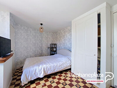BOURG-EN-BRESSE  APPARTEMENT DE 161 M²  3 CHAMBRES  BALCON  VOLUMES EXCEPTIONNELS