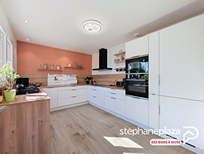 Maison de 2023 ; 124m² avec 3 chambres + suite parentale, buanderie, garage - Terrain 500m²