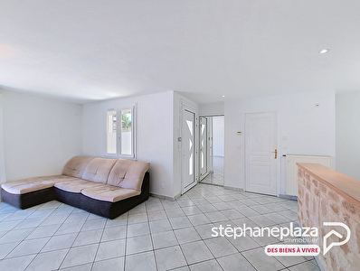 Maison 97m² - 3 chambres + garage et jardin clos à St Maurice de Gourdans idéale primo-accédants