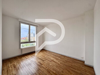 Maison 5 PIECES 110 m2 - JARDIN - GARAGE -