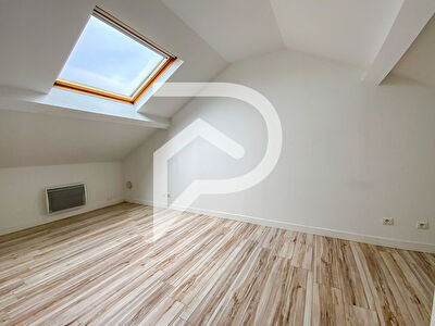 3 PIECES 60 m2  - DUPLEX -  CAVE -