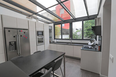 MAISON 141,13 m² - JARDIN - GARAGE