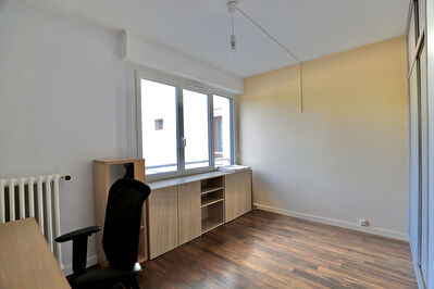 Appartement Clamart 3 pièce(s) 60.98 m2