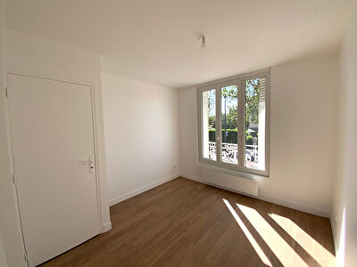 Maison Clamart 3 pièce(s) 84.86 m2